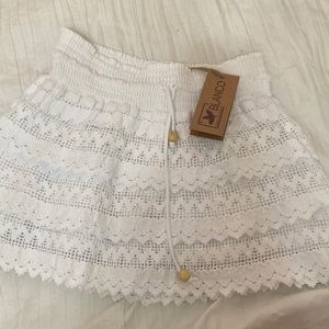 size small white skirt